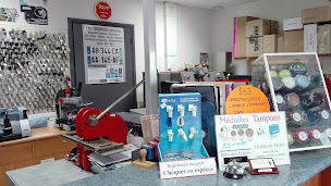 Photo n°7 de SMS Cordonnerie à Villecresnes (Service de serrurerie d'urgence)