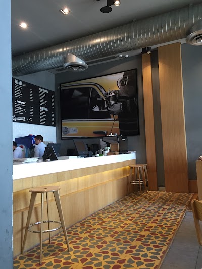 Photos of Zaatar W Zeit