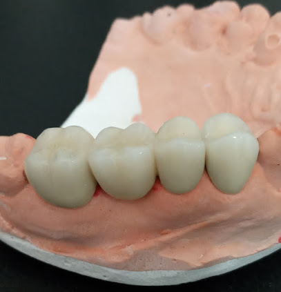 Dentão - Consultório Odontológico (Dr. Kleusson Muniz Pinheiro)