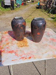 Photo n°21 de LA BROCANTE D'HUGO à Arcisses (Magasin d'antiquités)