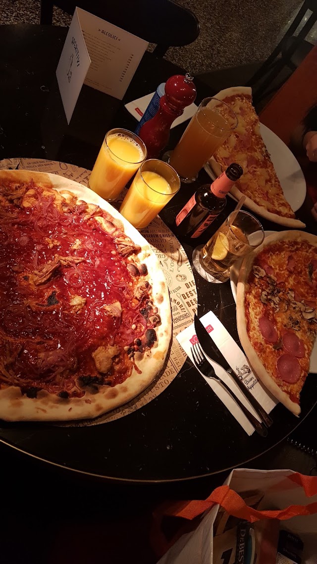 L'Osteria Berlin am Mercedesplatz