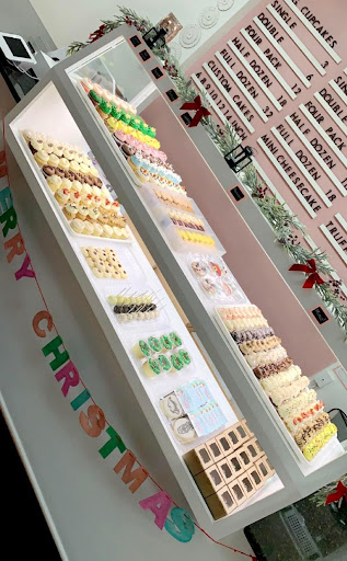 Mini Delights Bake Shoppe Logo