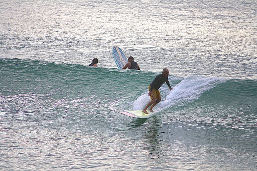 Pipe Surf Shop - Visual