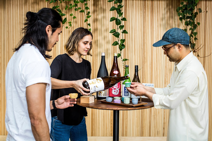 Bin Bin Sake by null