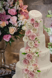 Photo n°2 de Van Den Casteele à Calais (Pâtissier spécialisé dans les gâteaux de mariage)