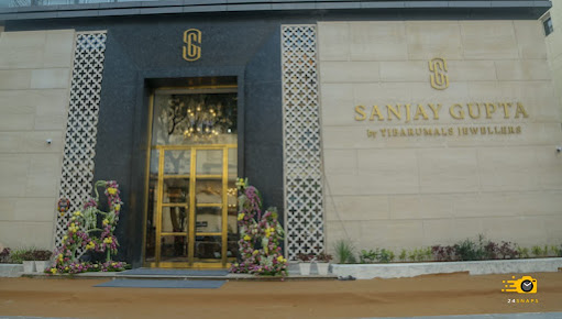 Af1qipm4fe4asekmqiwb8xsxryckp46em6y1wwoc3mxm=s511 K No