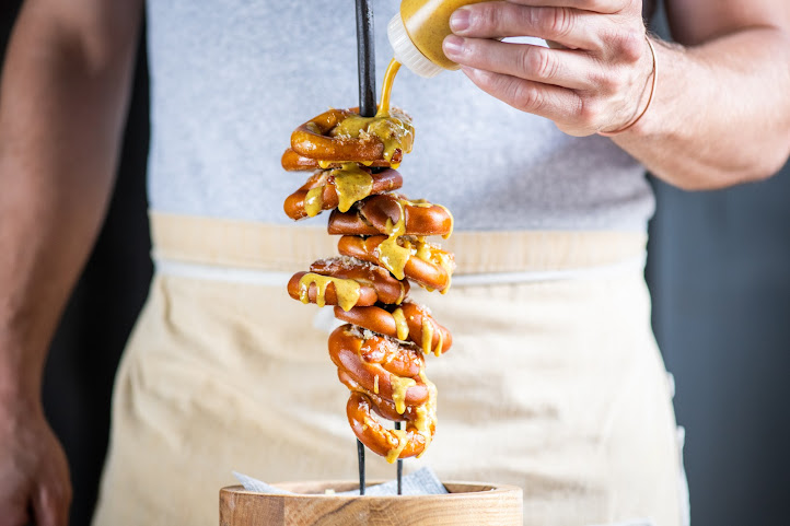 Catering | Pixie Scout by null