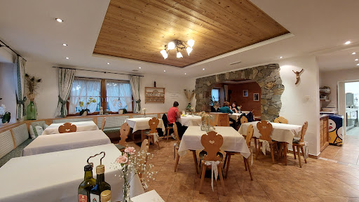 Dreimädelhaus