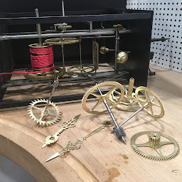 Photo n°40 de Bijouterie Delmas Amat - Mauboussin à Espalion (Horlogerie)