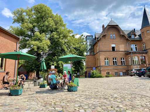 City and Tourist Information