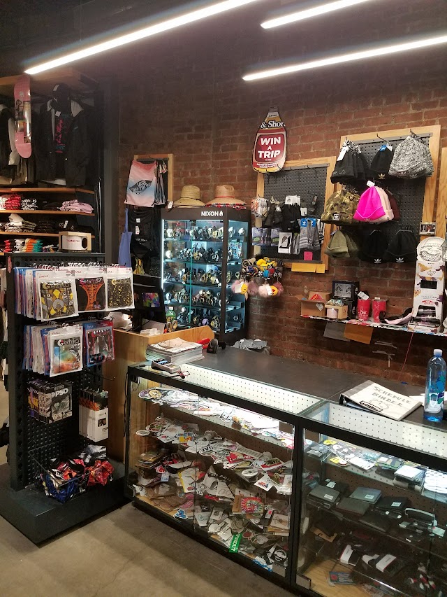 Zumiez