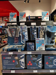 Photo n°3 de AUTODISTRIBUTION Rembaud à La Roche-sur-Yon (Magasin d'accessoires pour poids lourds)