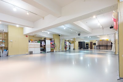 青山ダンスアカデミー