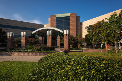 Dr. Eric P. Kleinbaum - Visual