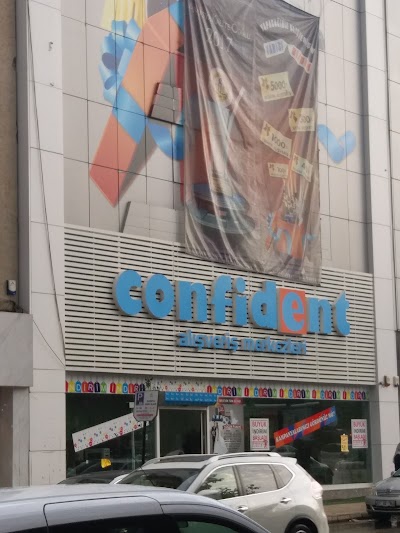 Photos of Confident Mall