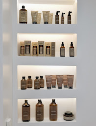 Photo n°4 de La Maison Du Lissage à Paris (Salon de coiffure)