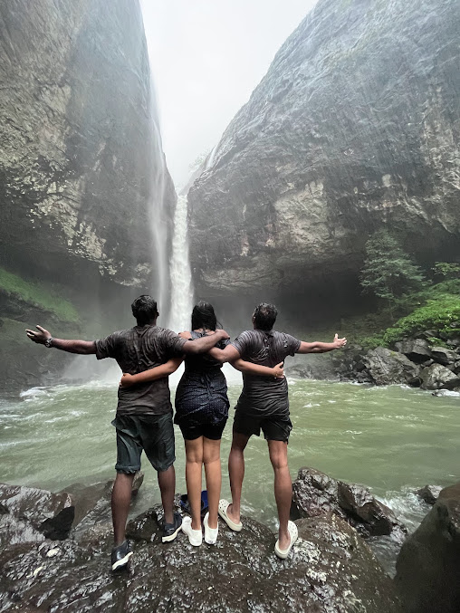 Af1qipm4m4a8oa4tvoriglgn4jeq9mdublevnr Oc4lp=s677 K No