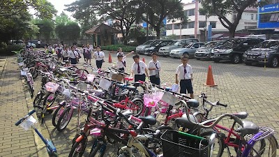 Photos of Sekolah Dian Harapan Daan Mogot