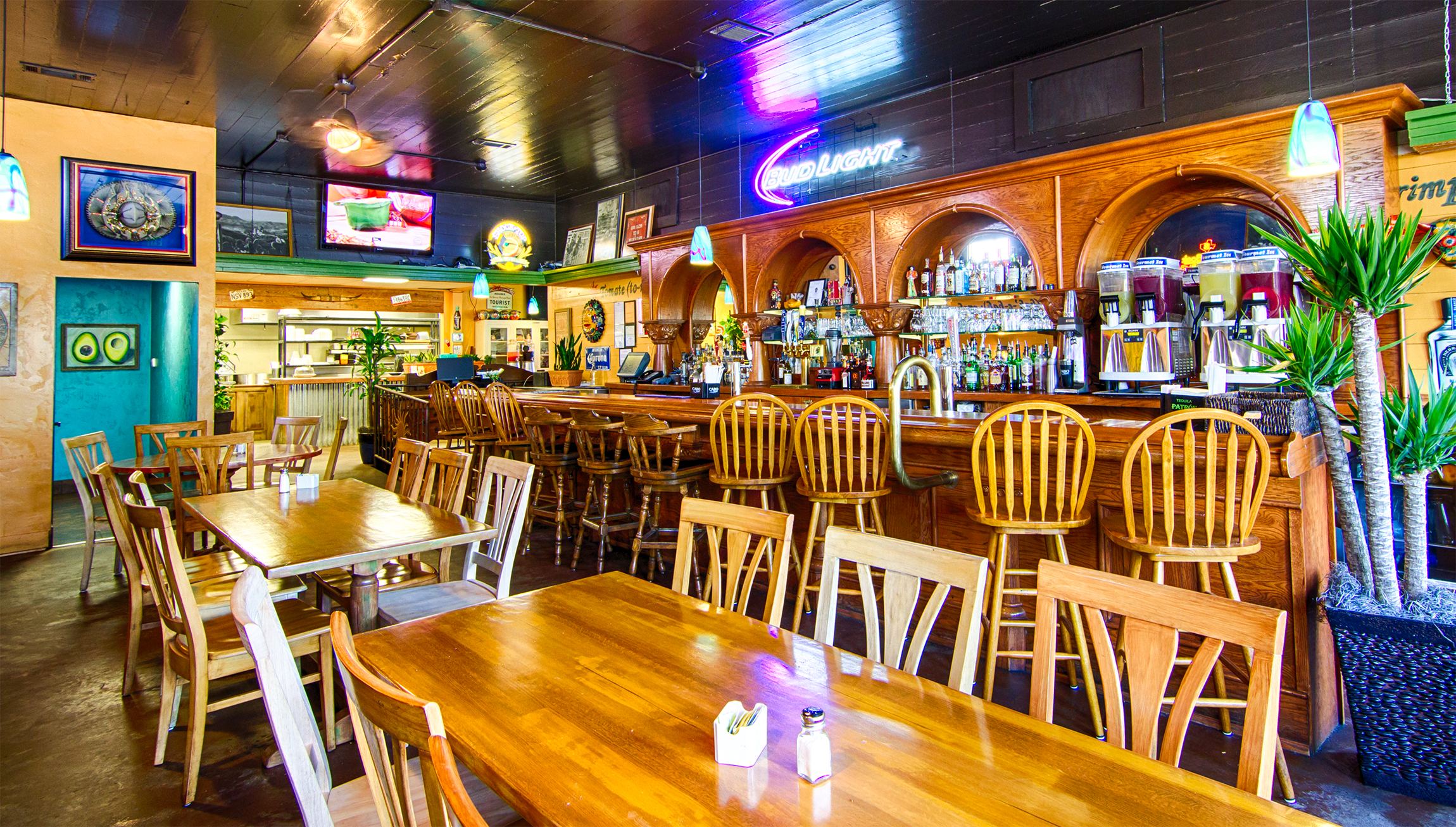 Taco Mama - Malvern Ave