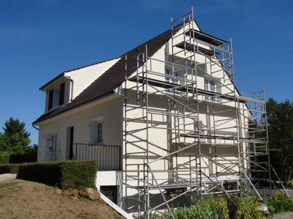 ARTISAN LOUROT PERE & FILS | PEINTRE NETTOYAGE EN BATIMENT COUVREUR Entretien LE MANS 72