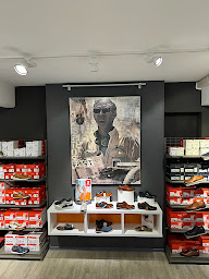 Photo n°9 de Chaussures Carl à Scherwiller (Magasin de chaussures)