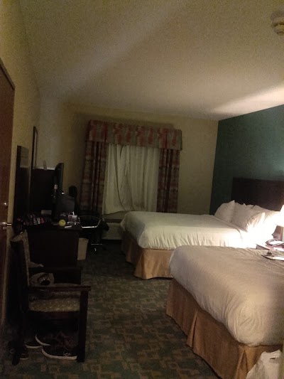 Photos of Holiday Inn Express & Suites Salem