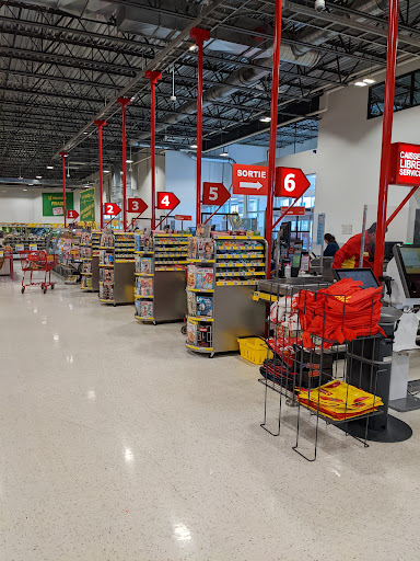 Carrefour Neufchâtel - Visual