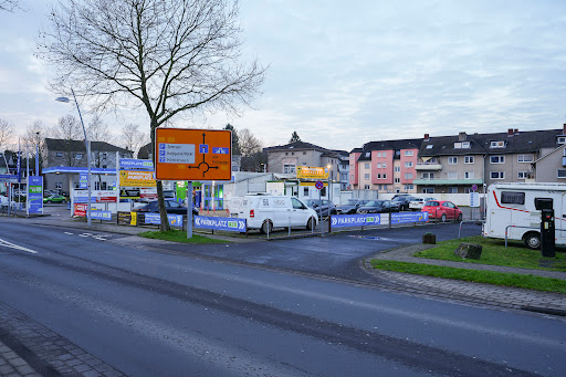 Parkingfriends: Ihr Parkplatz am ICE-Bahnhof Siegburg - Thumbnail