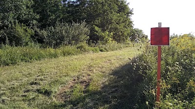 Northwestern Trailhead For Ramada Inn Trail