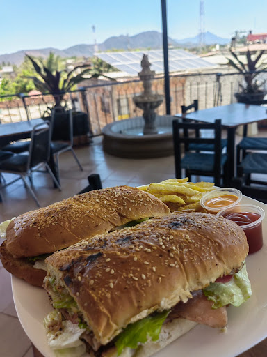 Chikis Burger&Snacks - Thumbnail