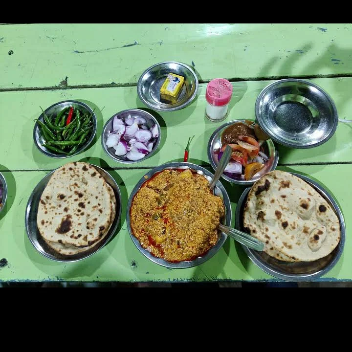 Gyan vaishnav bhojnalye (shivam Hotal)