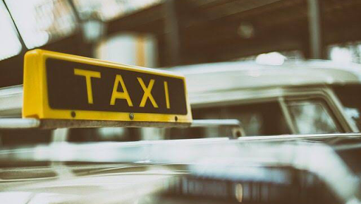 SILVER TAXI RIDE