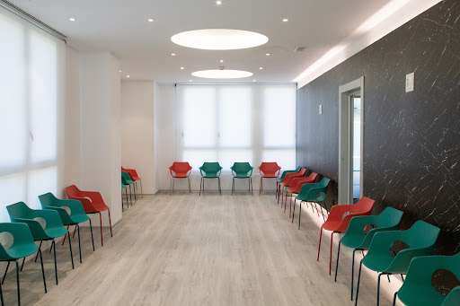 Instituto Oftalmológico Quirónsalud Zaragoza Gallery - Spain