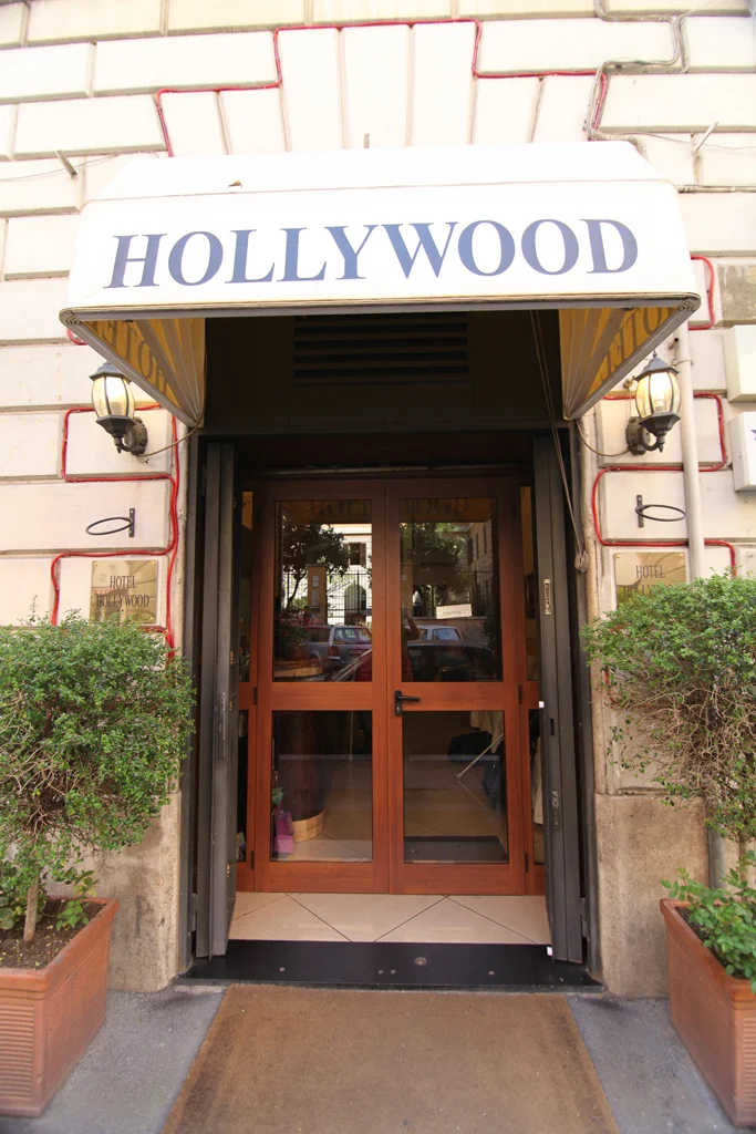 Hollywood Hotel
