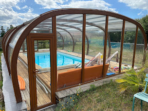 Photo n°4 de Abris Piscines Conception à Montbrison (Service de réparation de piscines)