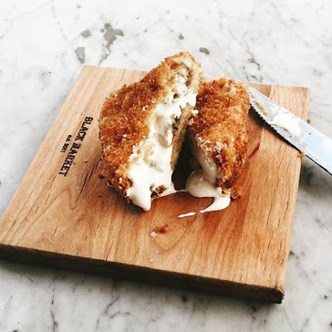 Sycamore Tavern by null