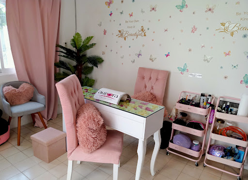 Aurora Uñas Spa Cursos
