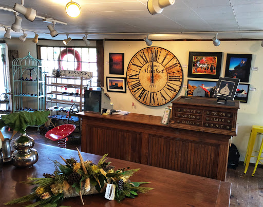 Prospect Hill Antiques Harborshop - Thumbnail