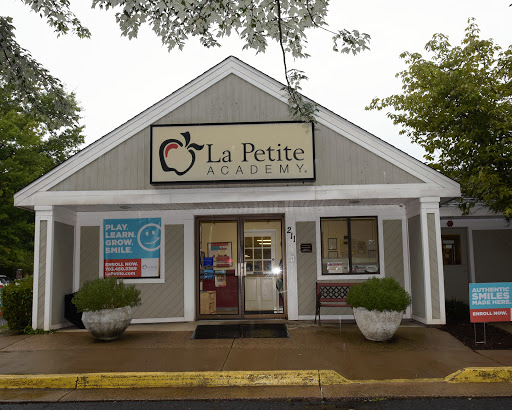 La Petite Academy of Countryside/Cascades - Thumbnail