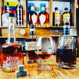 Photo n°2 de Jambons 10 Vins à Mios (Cave à vins)