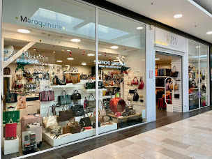 Photo n°1 de KBA Maroquinerie et accessoires à La Couronne (Magasin de maroquinerie)