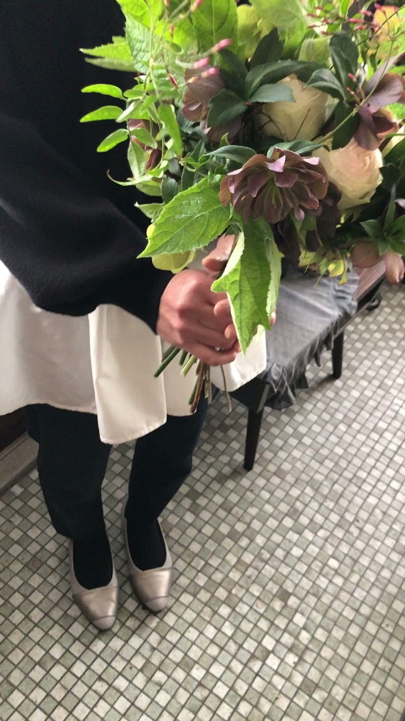 フラワーズ アンド コー.