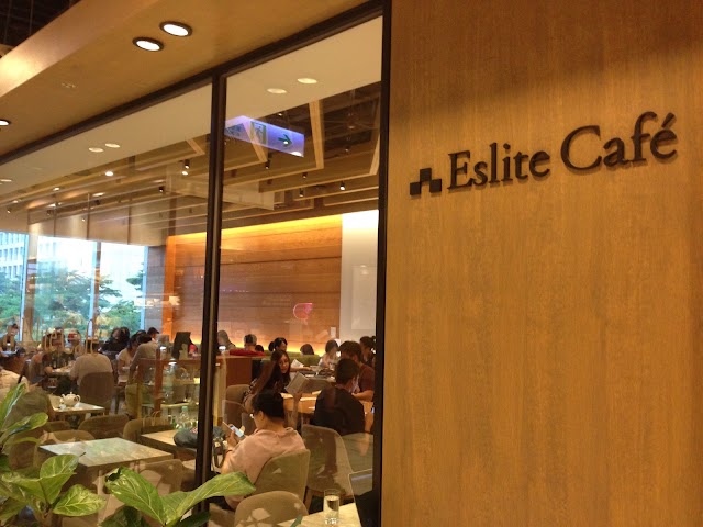 Eslite Café Xinyi Store