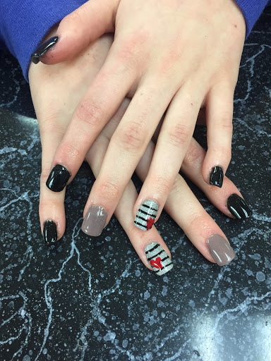 Ooh YaYa Day Spa and Full Service Salon - Thumbnail