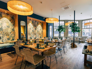 Photo n°3 de Beespok à Saint-Jean-de-la-Motte (Magasin d'ameublement d'extérieur)