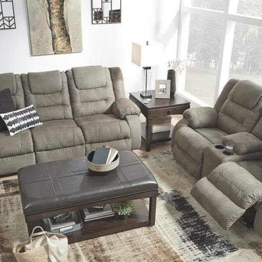 Delong's Furniture and Antiques - Thumbnail