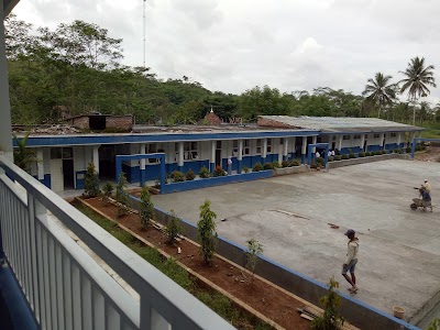 Photos of SMK Riyadul Hikmah