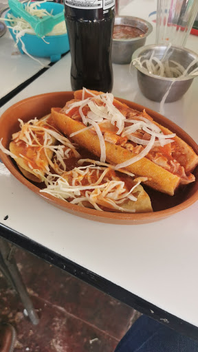 Tortas ahogadas el güero - Thumbnail