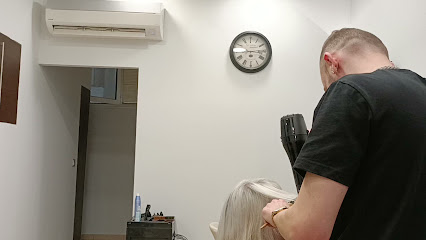 Dionyse Hair