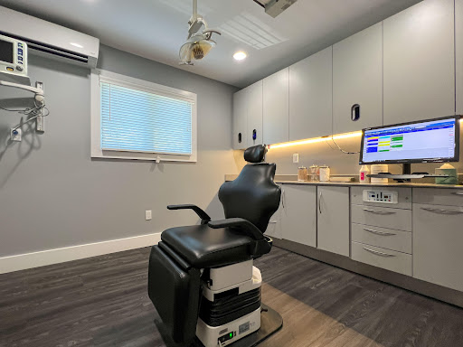 Leading Edge Oral Surgery Port Jefferson - Thumbnail